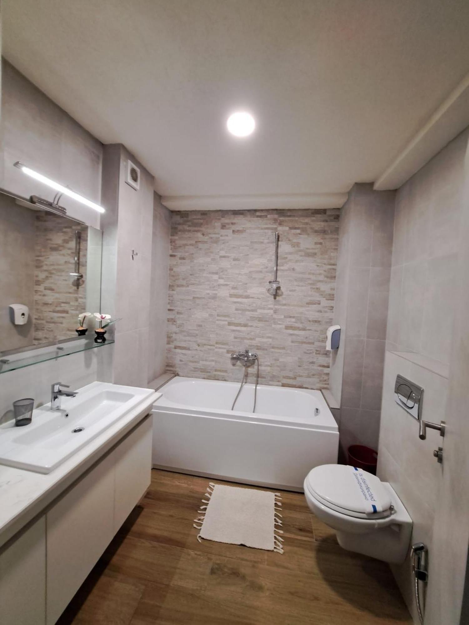 Foxxy Luxury Apartments Skopje Eksteriør billede