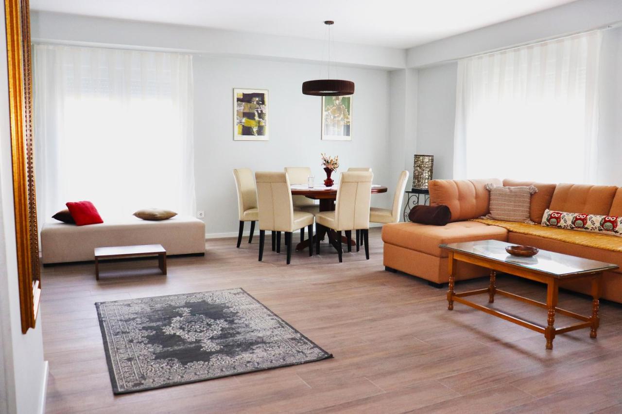 Foxxy Luxury Apartments Skopje Eksteriør billede